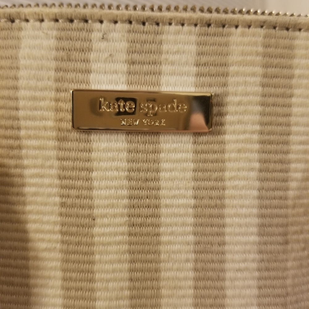 Square Box Purse - Picture 2 of 3